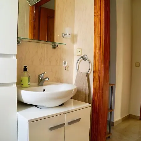 Διαμέρισμα Urb. Marina Bay Apartment, *